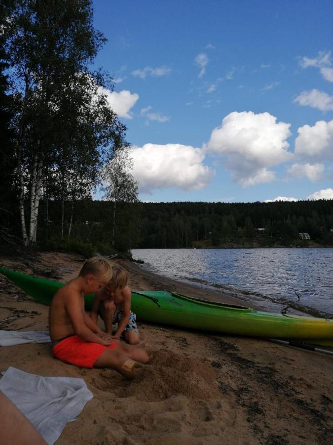 Hostel And Vandrarhem Lupin Naturcamping Lagom Grasmark Exterior photo